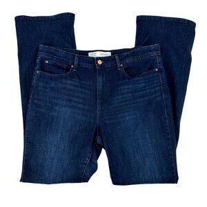 Signature By Levi Strauss Womens Bootcut Jeans Size 16L Dark Wash Denim